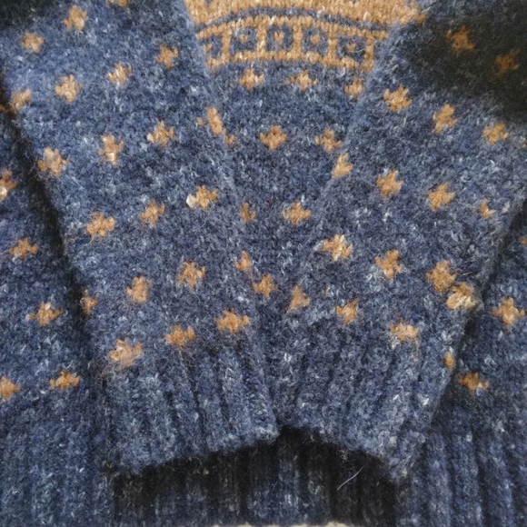 BDG  Urban Outfitters Hoodie Sweater Size S - Picture 5 of 7